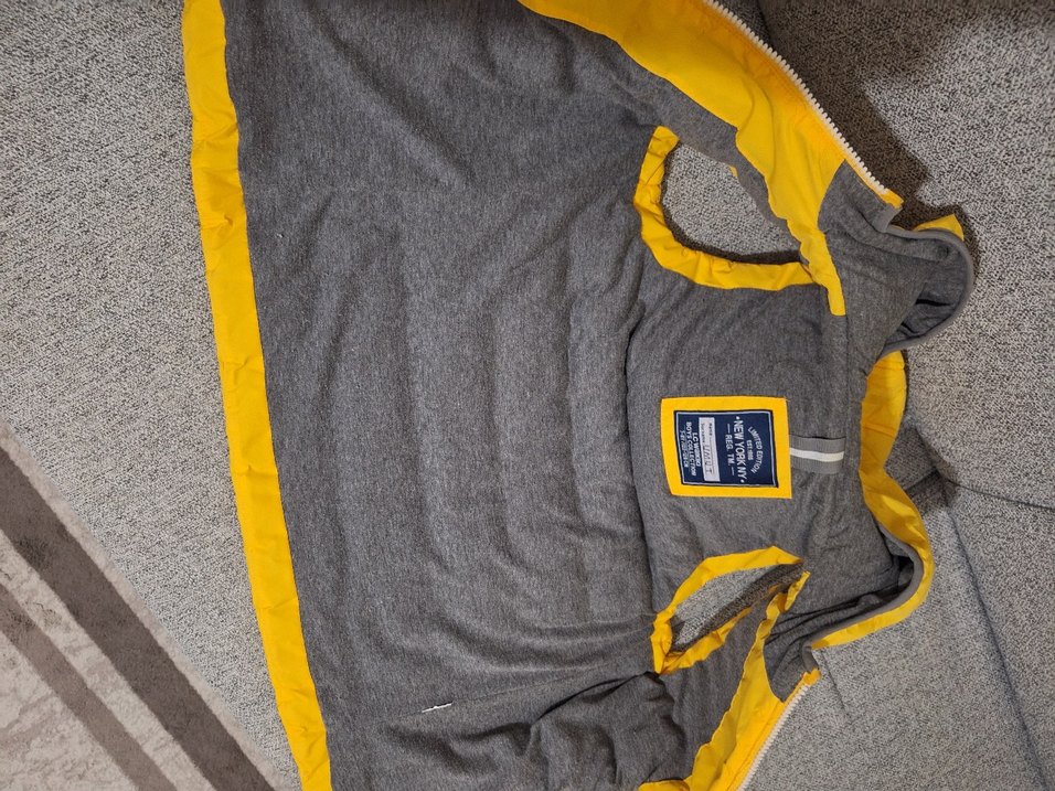 Sarı Kapüşonlu Erkek Çocuk Yeleği - Görsel 2