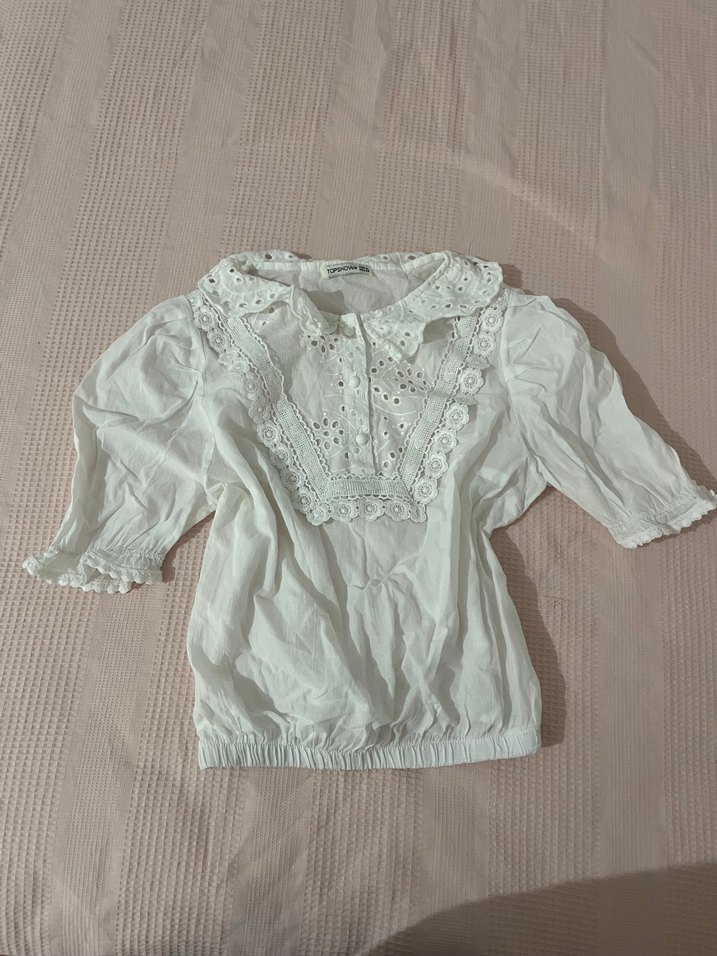 Dantel Detaylı Beyaz Kısa Kollu Keten Bluz - Görsel 4