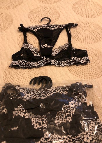 Nakışlı Siyah Gotik Parisian Sütyen 75 beden - Görsel 2