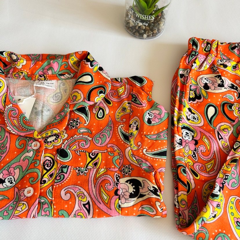 Renkli Retro Desenli Midi çocuk Pijama Takımı - Görsel 3