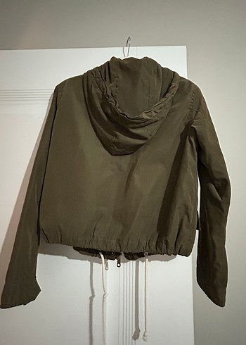 Kapüşonlu Düğmeli Kadın Ceket - Görsel 3