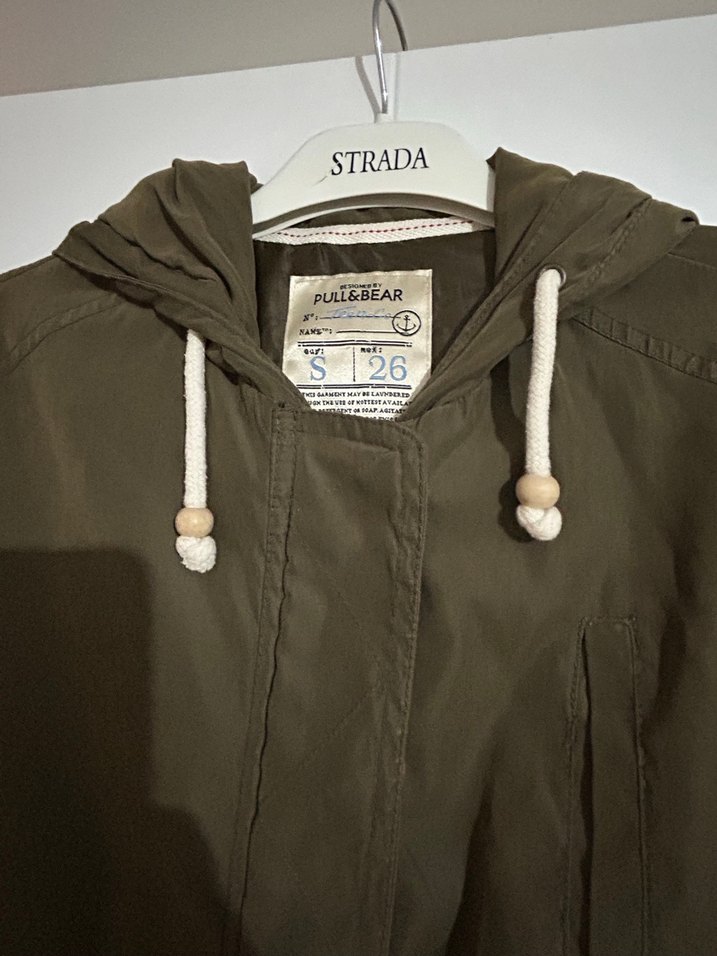 Kapüşonlu Düğmeli Kadın Ceket - Görsel 2