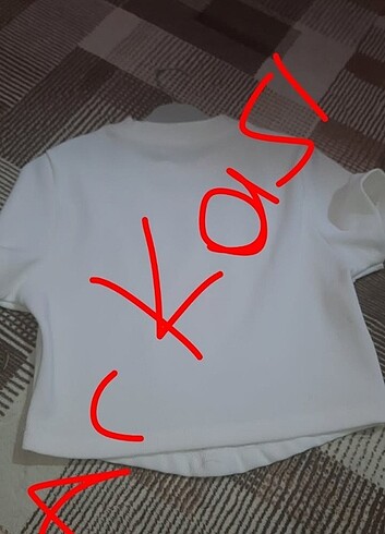 l Beden beyaz Renk Crop 40 L