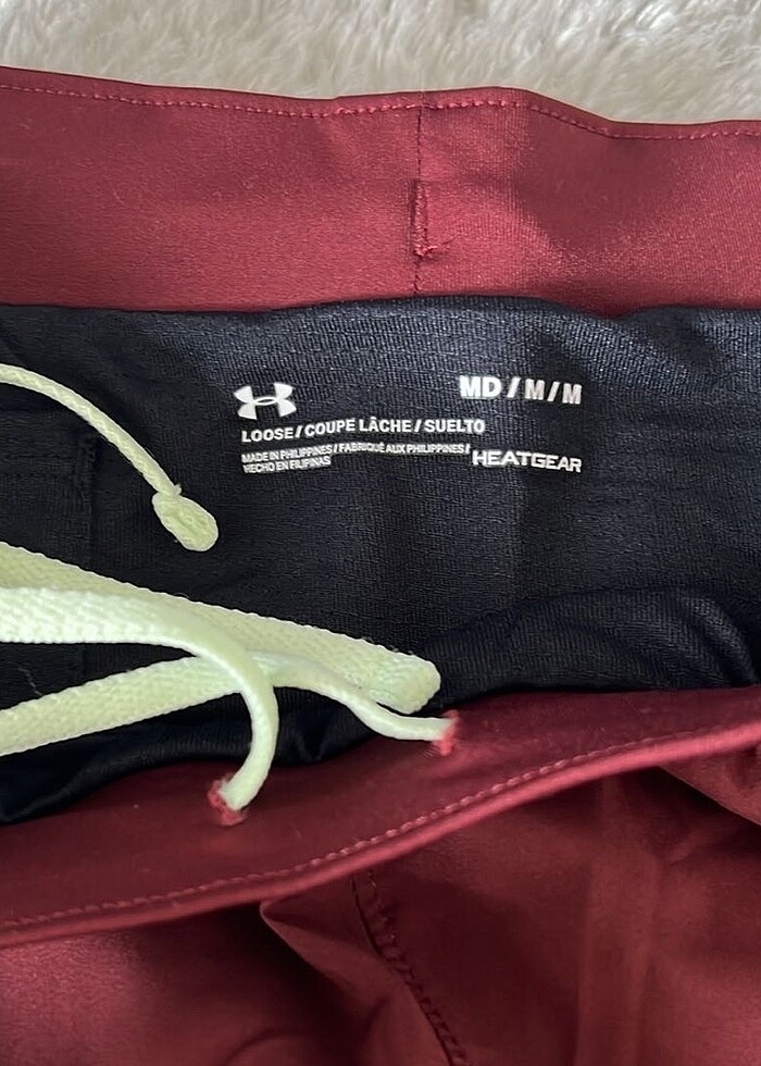 Under armour koşu şortu - Görsel 3
