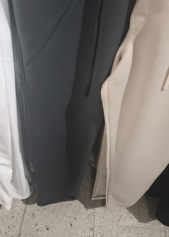 Gri Bel Detaylı Rahat Kesim Kadın Kumaş Pantolon - Görsel 2