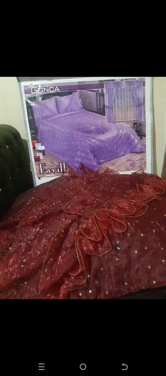 Bordo Nakışlı Parlak Yatak Örtüsü - Görsel 2