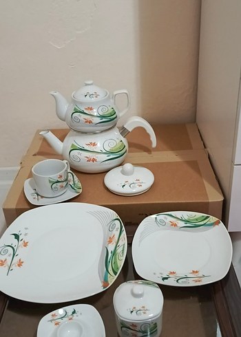 Çiçek Desenli Beyaz Porselen kahvaltı  Takımı 6 kişilik - Görsel 2