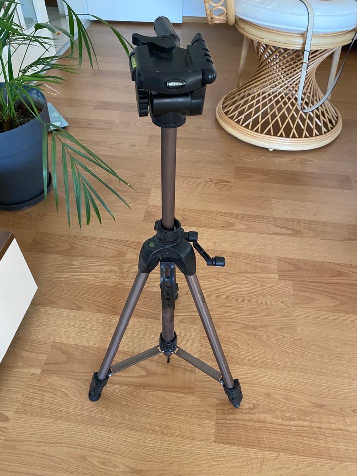 Khaki Renkli Fotoğraf Tripodu - Görsel 2