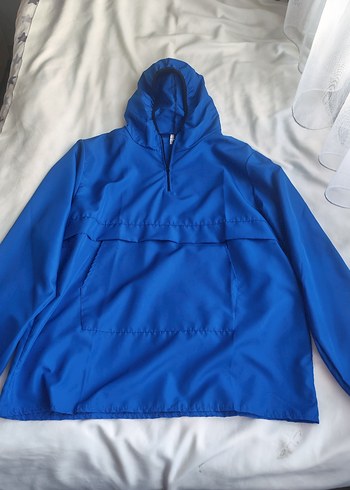 Mavi Kapüşonlu Yağmurluk - Görsel 8