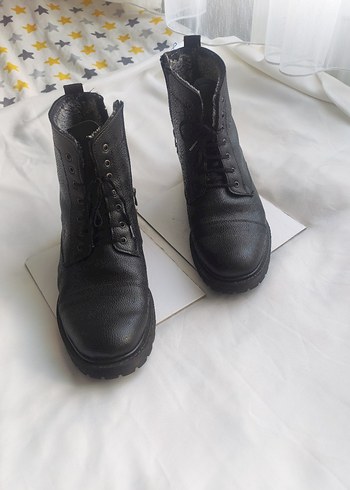 Siyah  erkek Bot - Görsel 2