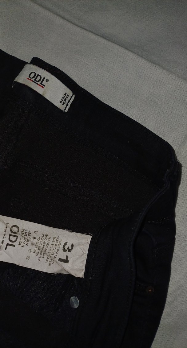 Siyah Dar Paça Kadın Denim Pantolon - Görsel 4