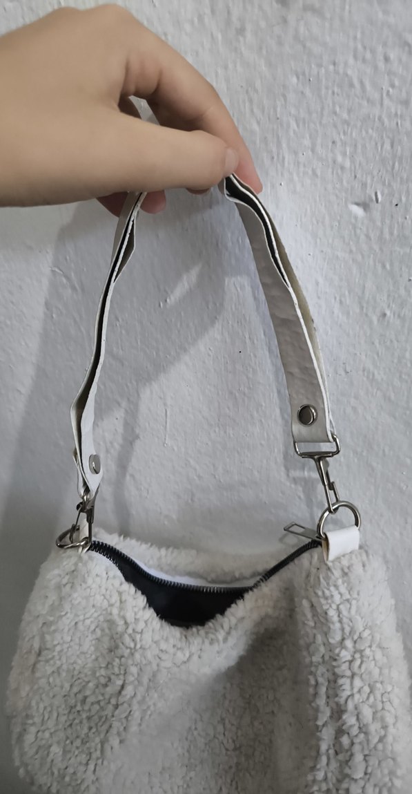 Beyaz Yumuşak Peluş Kadın Çanta - Görsel 3