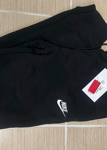 Nike Siyah Erkek Spor Sweatshirt