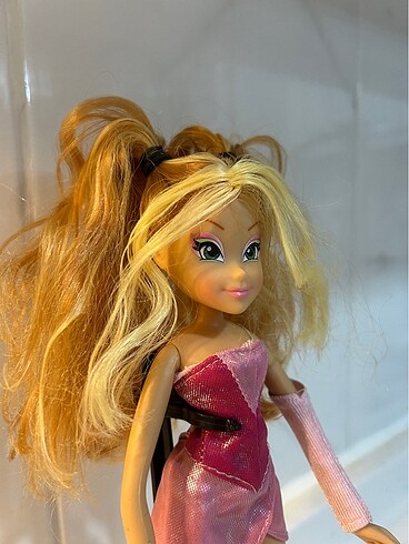  Beden Winx Flora