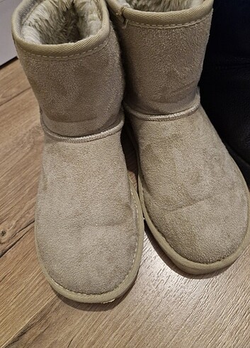 36 Beden Ugg bayan bot 