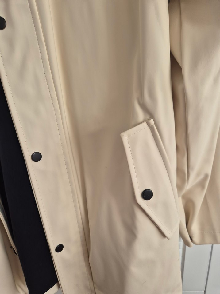 Bayan yağmurluk - Görsel 2