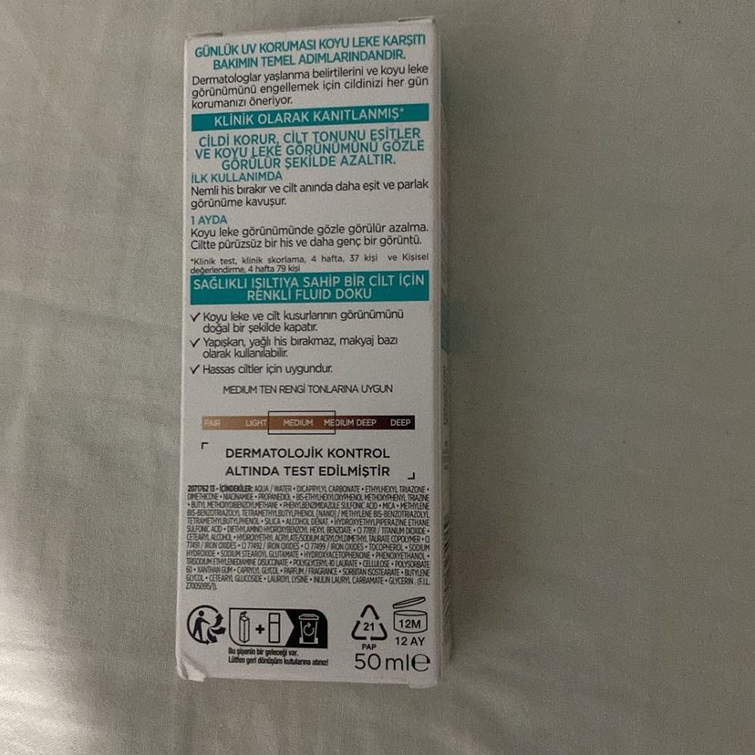 L'Oréal Paris Bright Reveal Renkli Güneş Kremi SPF 50 - Görsel 2