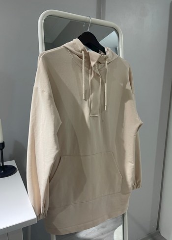 Bej Yüksek Yakalı Kadın Sweatshirt