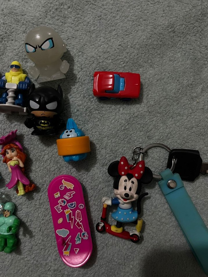 Renkli Karışık Aksiyon Figürleri Seti - Görsel 4