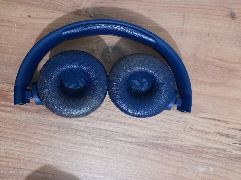 JBL Tune 520BT Kablosuz Lacivert Kulaklık - Görsel 3