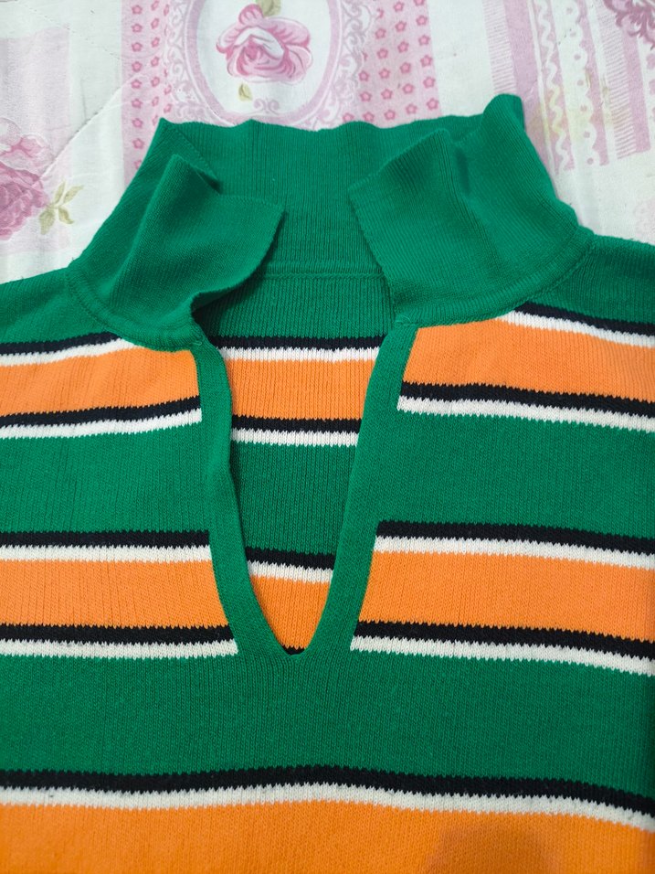 Renkli Çizgili V Yaka Kadın Triko Kazak - Görsel 3