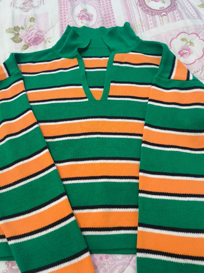 Renkli Çizgili V Yaka Kadın Triko Kazak - Görsel 2