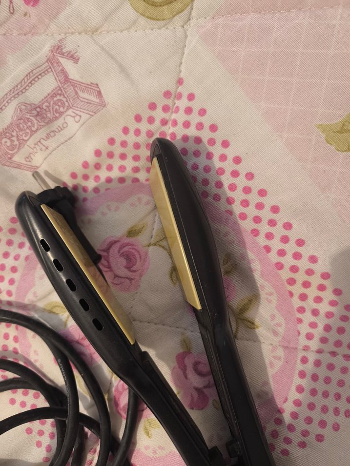 Siyah Saç Düzleştirici - Görsel 4