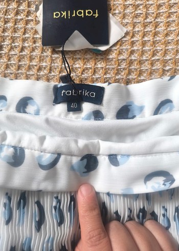 Mavi Bağlama Desenli Pileli Mini Etek - Görsel 4