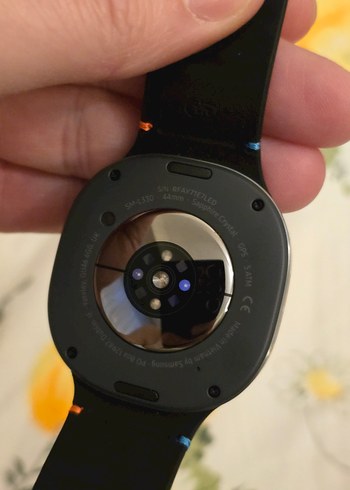 Samsung Galaxy Watch 8 Siyah Akıllı Saat - Görsel 3