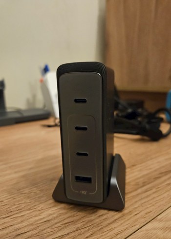 Anker Prime 749 240W 4 Port Gan USB Şarj Cihazı Gri - Görsel 2