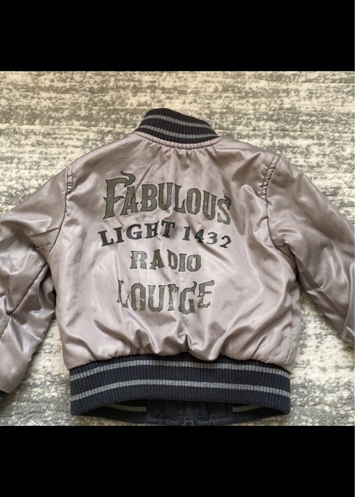 Benetton Çift taraflı mevsimlik - Görsel 2