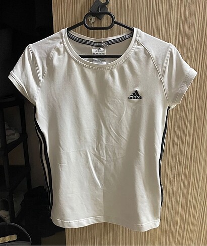 Adidas Tişört