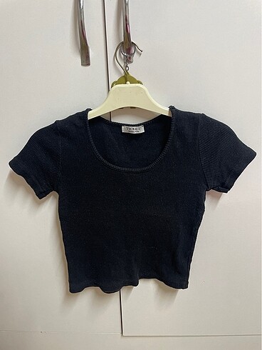 Siyah crop