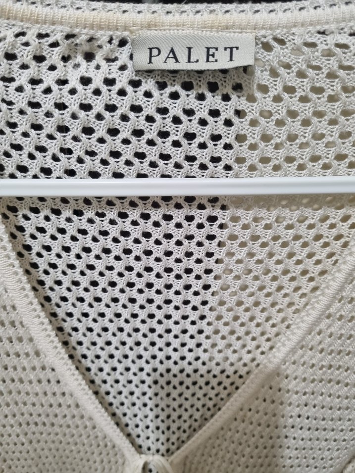 Örgü Beyaz V Yakalı Kadın Hırka - Görsel 3