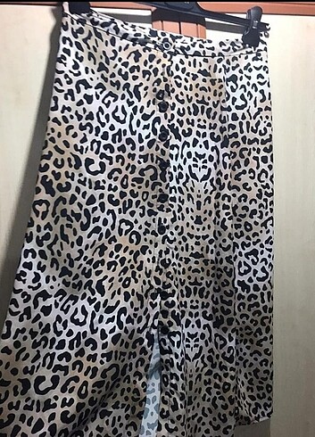 Leopar desenli etek
