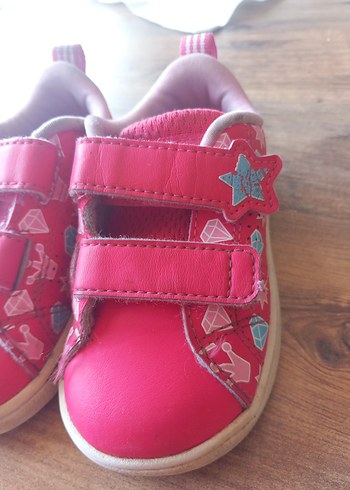 Adidas Kız Çocuk Pembe Cırt Cırtlı Spor Ayakkabı