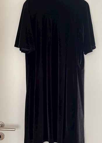 Siyah Uzun Kadife Kadın Giyim - Görsel 2