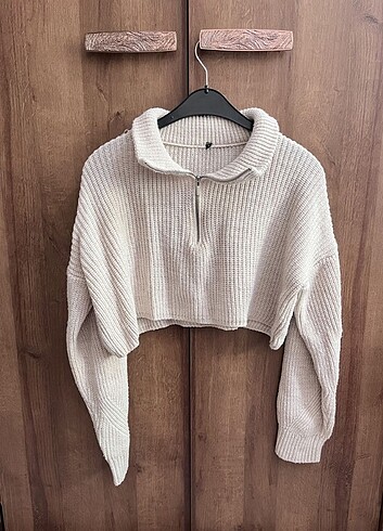 Zara Croptop kazak