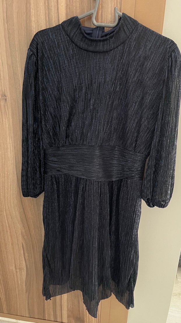 Kısa Drapeli Lacivert Mini Elbise - Görsel 3