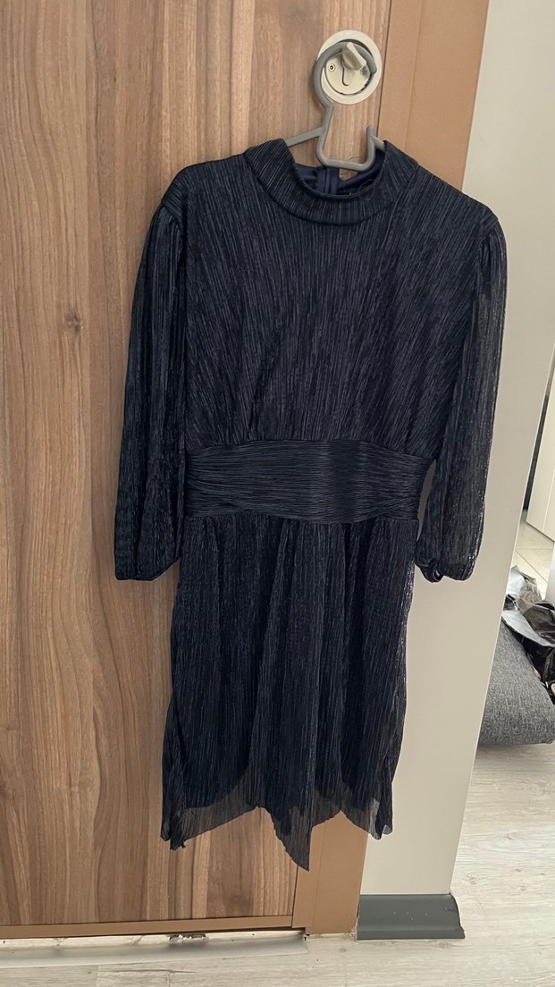 Kısa Drapeli Lacivert Mini Elbise - Görsel 2