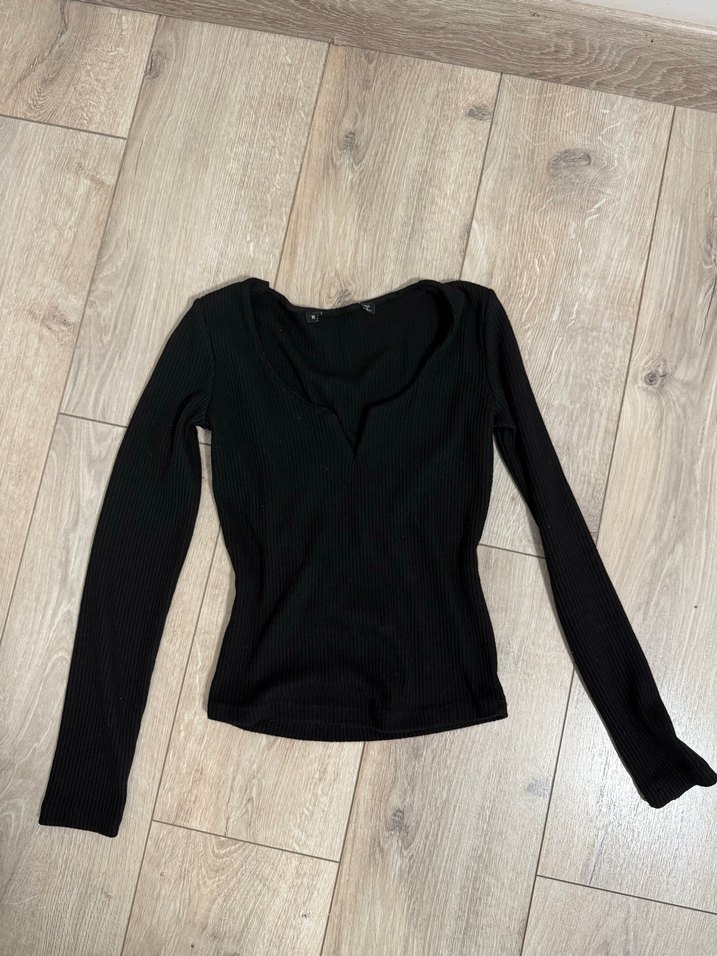 Siyah V Yaka Uzun Kollu Kadın Bluz - Görsel 2