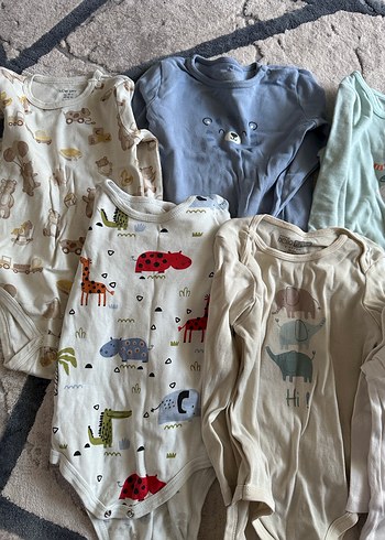 9 tane uzun kollu çıtçıtlı body - Görsel 2