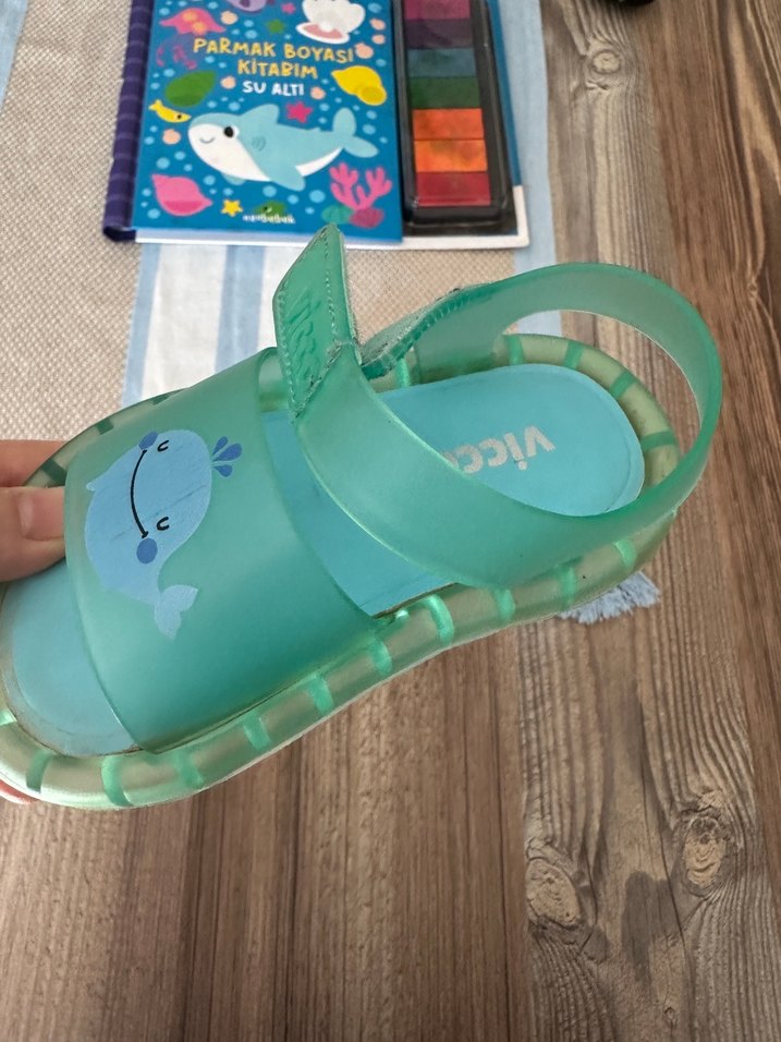 Vicco 23 numara ışıklı sandalet - Görsel 3