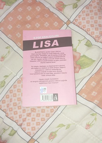  K-POP Kraliçeleri Lisa Blackpink kitabı