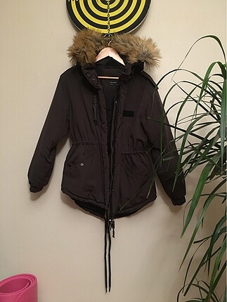 Bershka mont