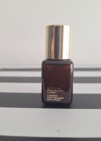 Estée Lauder Kadın Cilt Bakım Seti - Görsel 2