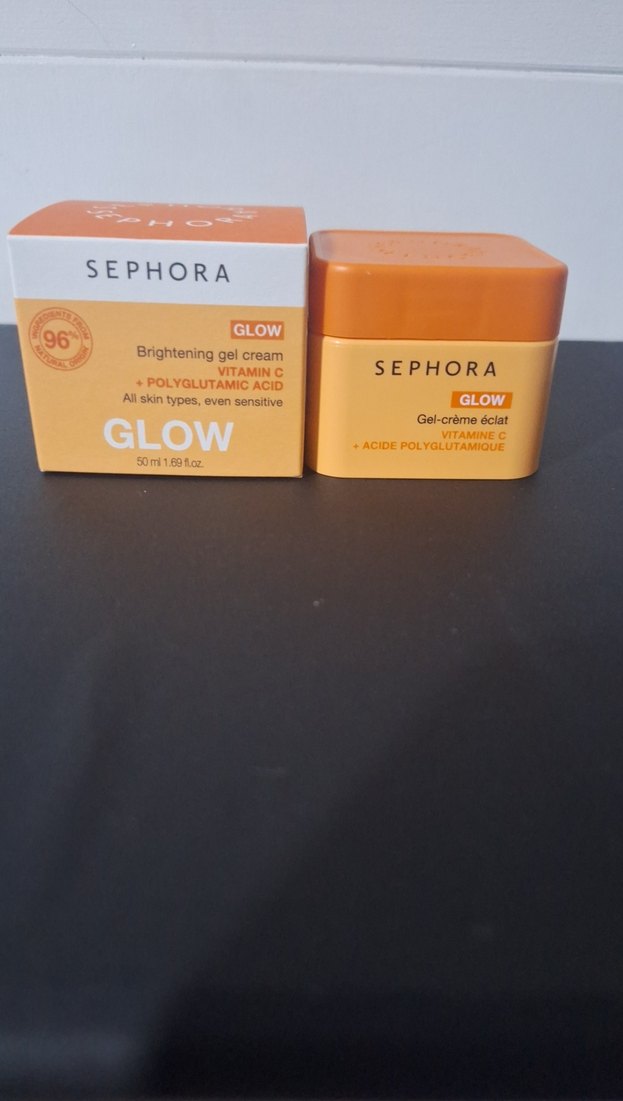 GLOW -C vitamini poliglutamik asit içeren ışıltı verici jel krem - Görsel 3