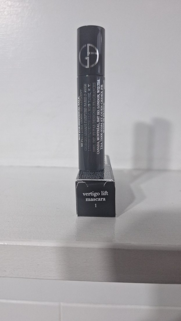 Giorgio Armani Vertigo Lift Siyah Maskara - Görsel 2