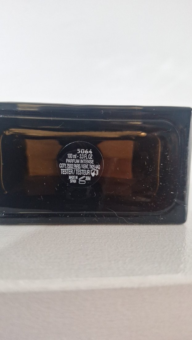 Burberry Hero Erkek Parfümü 100ml parfum intense - Görsel 4