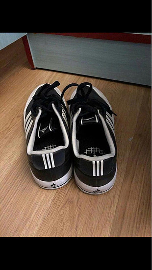 Adidas Adidas 37 numara orjinaldir